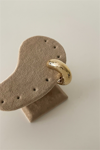 Kalın Boru Dövme Plaka Kıkırdak Küpe (Toplam Genişlik:3 Cm)