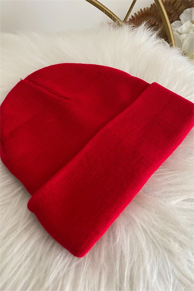 Kırmızı Düz Renk Bere