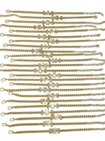 Klasik Zincirde Zirkon Taş Detay Harf Bileklik (19 Cm)