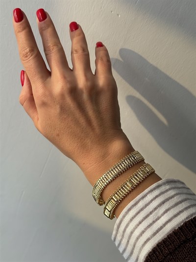 Lazer Kesim İşlemeli Tasarım Bileklik Kombini