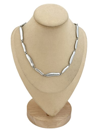 Özel Seri Asimetrik Gümüş Renk Uzun Oval Plaka Tasarım Kolye ( 49 Cm )