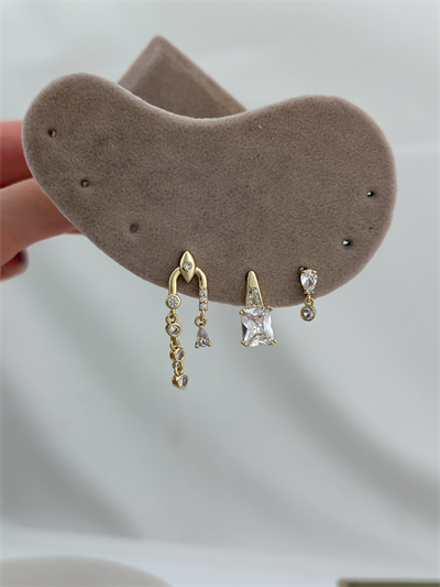 Özel Seri Baget Zirkon Taş Detay Üçlü Set Küpe