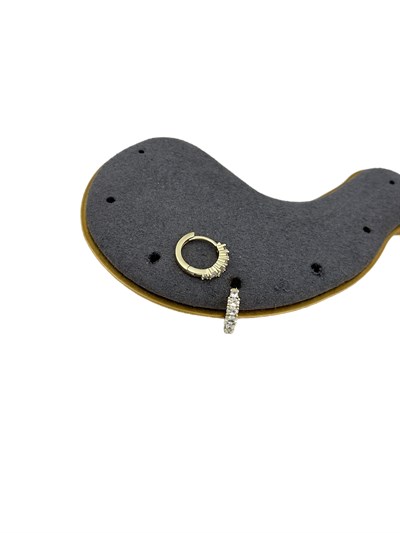 Özel Seri Büyüklü Küçüklü Zirkon Taş Sıralı Halka Küpe ( İç Çap : 1 Cm )