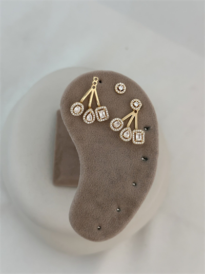 Özel Seri Geometrik Figür Sıralı Zirkon Taşlı İkili Kapama Küpe