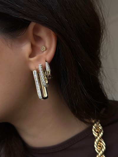 Özel Seri İri Kare Zirkon Taş Sıralı Dikdörtgen Model Küpe Kombini