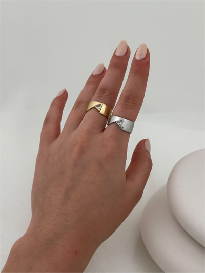 Özel Seri Mat Plaka Üzeri Zirkon Taş Detay Yüzük (S-M Uyumludur)