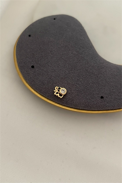 Özel Seri Siyah Göz Zirkon Taş Detay Minimal Fil Figür Piercing