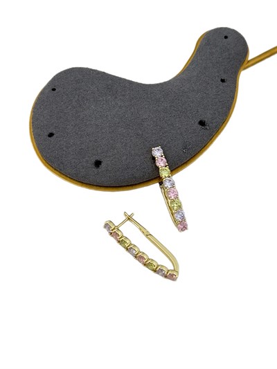 Özel Seri Soft Renkli İri Daire Taş Sıralı V Model Küpe