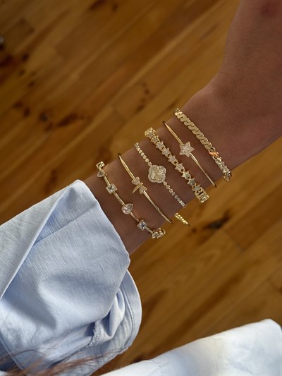 Özel Seri Zirkon Taş Çevrili Lazer Kesim Yonca Figür Ezme Zincir Bileklik Kombini