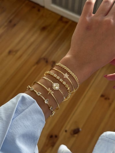 Özel Seri Zirkon Taş Çevrili Lazer Kesim Yonca Figür Ezme Zincir Bileklik Kombini