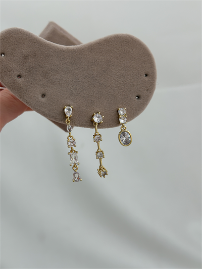 Özel Seri Zirkon Taş Sallantılı Üçlü Set Küpe