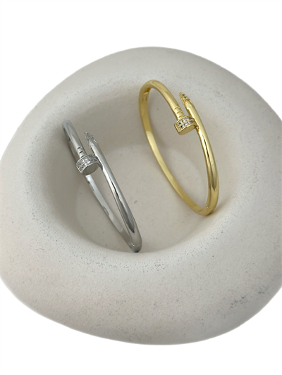 Özel Seri Zirkon Taşlı Çivi Model Kelepçe Bileklik