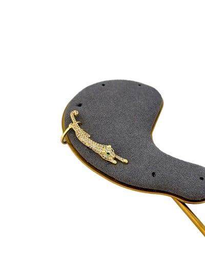 Özel Seri Zirkon Taşlı Kaplan Figür Tasarım Kıkırdak Küpe