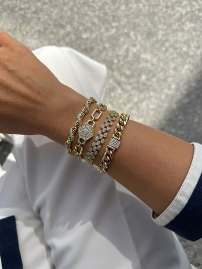 Özel Seri Zirkon Taşlı Kısa Kapama Gurmet Bileklik Kombini