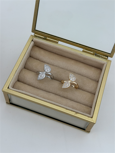 Özel Seri Zirkon Taşlı Yaprak Model Ayarlanabilir Yüzük