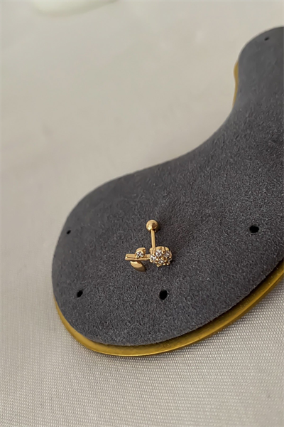Özel Seri Zirkon Taşlı Yapraklı Çiçek Piercing