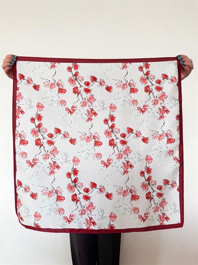 Sakura Çiçeği Desen Fular ( 70*70 )