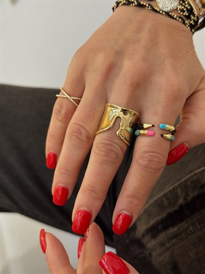 Siyah Kalem Yüzük Kombini