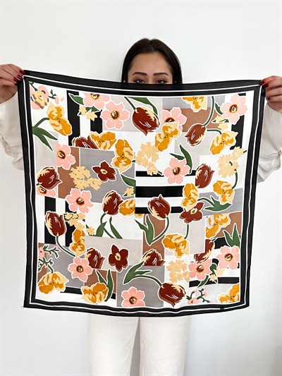 Siyah Kenar Renkli Lale ve Çiçek Figür Desenli Fular (70 * 70)