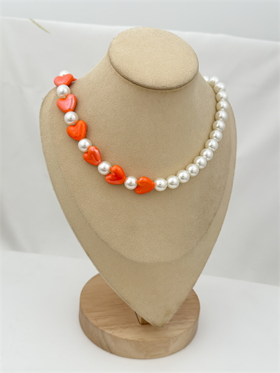 Suni İnci Sıralı Seramik Turuncu Kalp Detay Kolye (48 Cm)