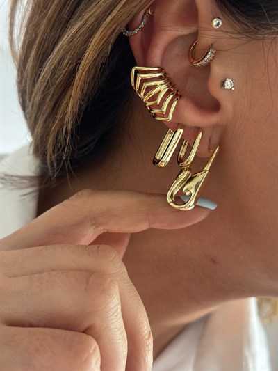 Tasarım Çatal İğne Küpe Kombini