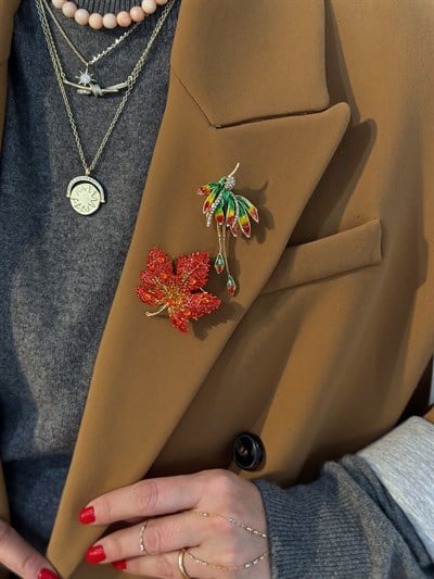 Turuncu Taşlı Renk Geçişli Yaprak Broş Kombini