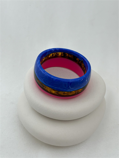 Üç Renkli Kehribar Detay Kalın Kemik Model Bileklik (İç Çap:6.5cm).