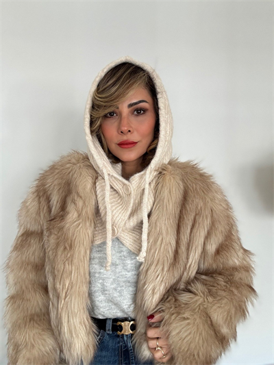 Vizon Renk Yumuşak Dokulu Düğmeli Balaclava