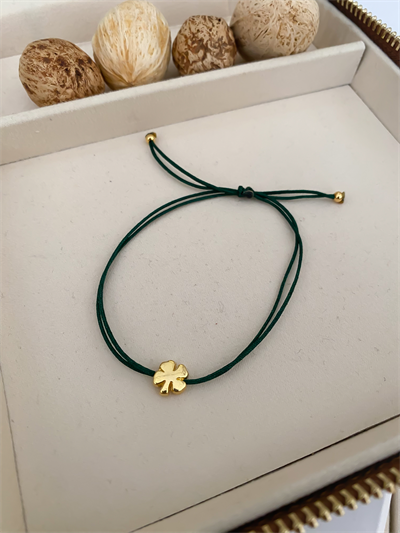 Yeşil İpte Plaka Minimal Yonca Figür Bileklik