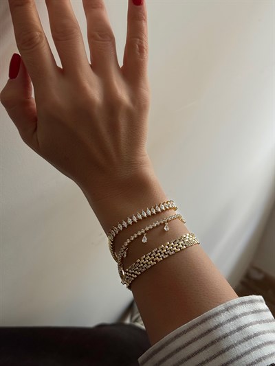 Zirkon Oval Taşlı Plaka Sıralı Tasarım Bileklik Kombini