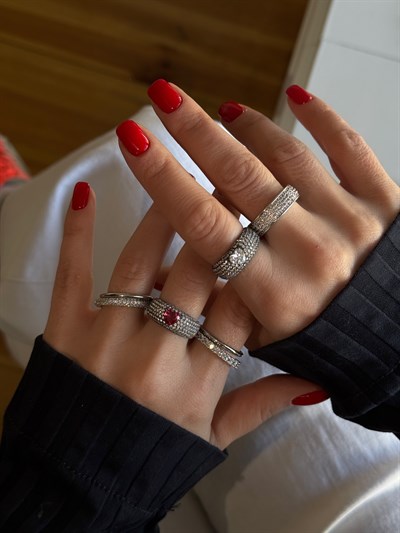 Zirkon Taş Kalp Yüzük Kombini