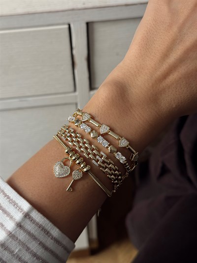 Zirkon Taşlı Tasarım Hasır Zincir Bileklik Kombini