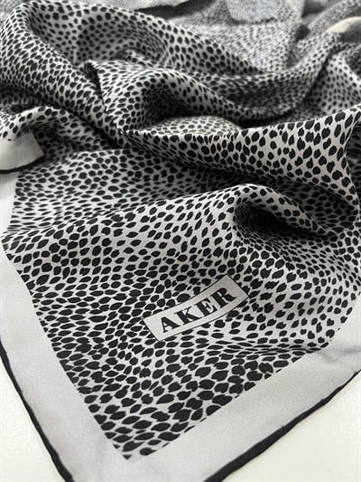 Aker İpek Eşarp - 8957713-913 Gümüş Siyah Twill