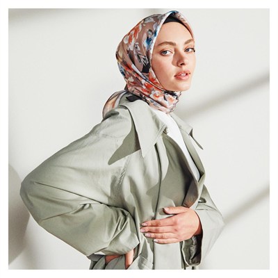 İpekevi Twill İpek Eşarp - Blooming Garden Desenli - Fondöten