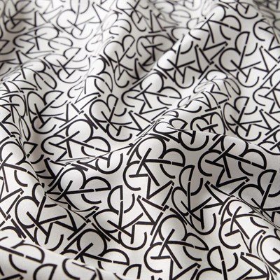 İpekevi Twill İpek Eşarp - Typo Monogram - Beyaz Siyah