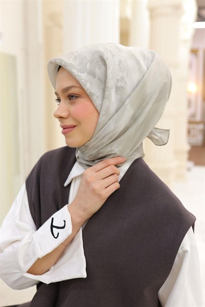 Silk Home Desenli Shiny Eşarp - 8647 - Yeşil Bej
