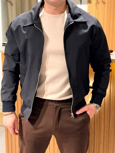 Lastikli Model Mevsimlik Siyah