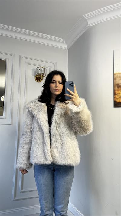 İçi Astarlı Yumuşak Dokulu Premium Kürk Bej