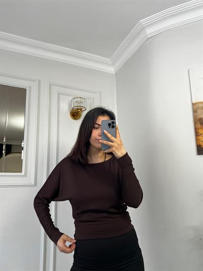 Kayık Yaka Bluz Modal Kumaş Kahve
