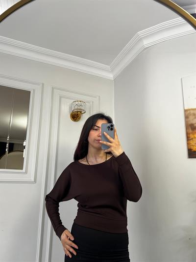 Kayık Yaka Bluz Modal Kumaş Kahve