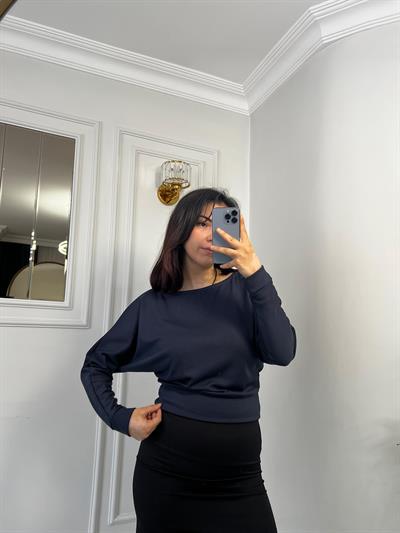 Kayık Yaka Bluz Modal Kumaş Lacivert