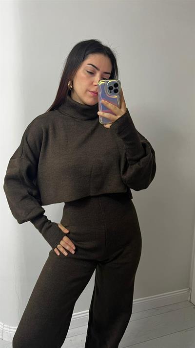 Parmak Geçmeli Alt üst Triko Takım Kahve