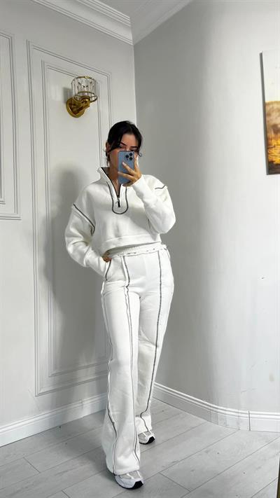 Üçİplik Çizgi Dikiş Detaylı Alt Üst Takım Ekru