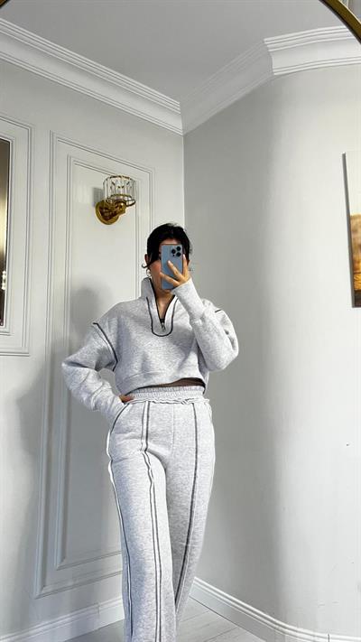 Üçİplik Çizgi Dikiş Detaylı Alt Üst Takım Gri