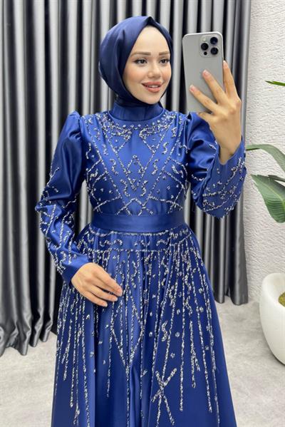 Elsa Taş Detaylı Saten Abiye 6635 Lacivert