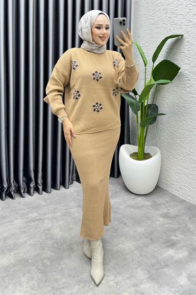 Irmak Çiçek Detaylı Triko Takım 1006 Latte