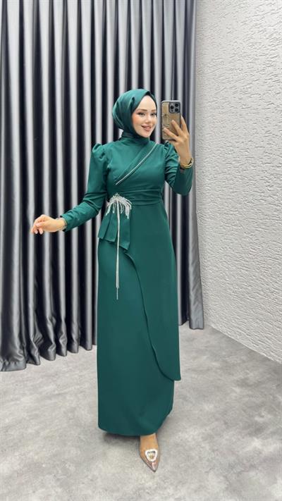 Meç Taşlı Zincir Detay Elbise 8002 Zümrüt