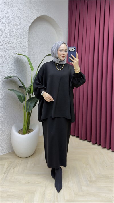 Sezen Balon Kol Etekli Triko Takım 7007 Siyah