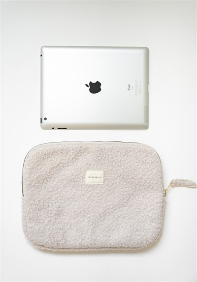 BUKLET TABLET & IPAD ÇANTASI – EKRU