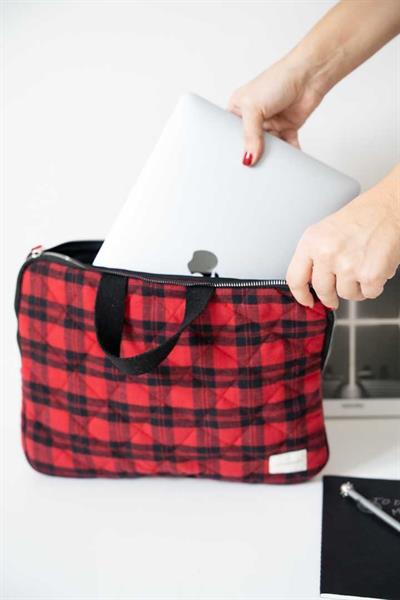 KIRMIZI SİYAH EKOSE EL YAPIMI LAPTOP ÇANTASI